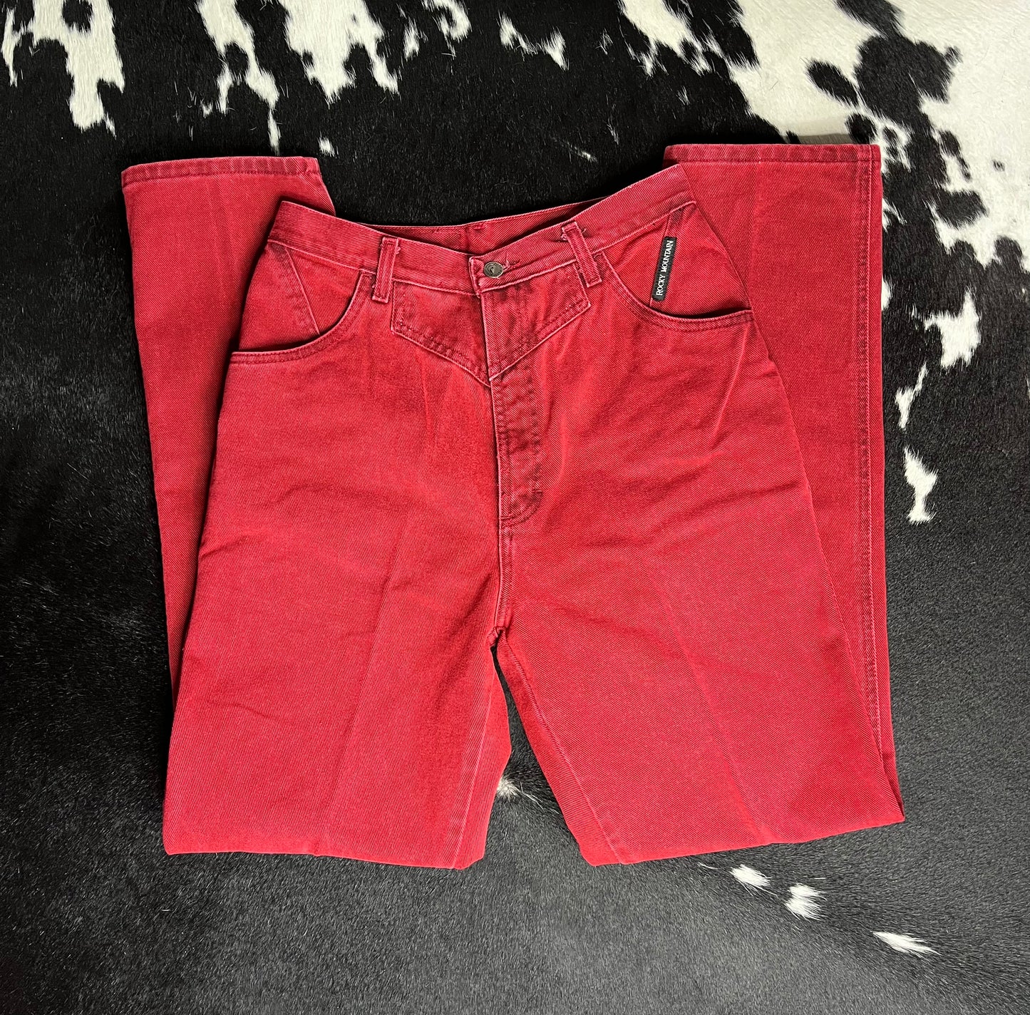 Red Rockies Size 32/13