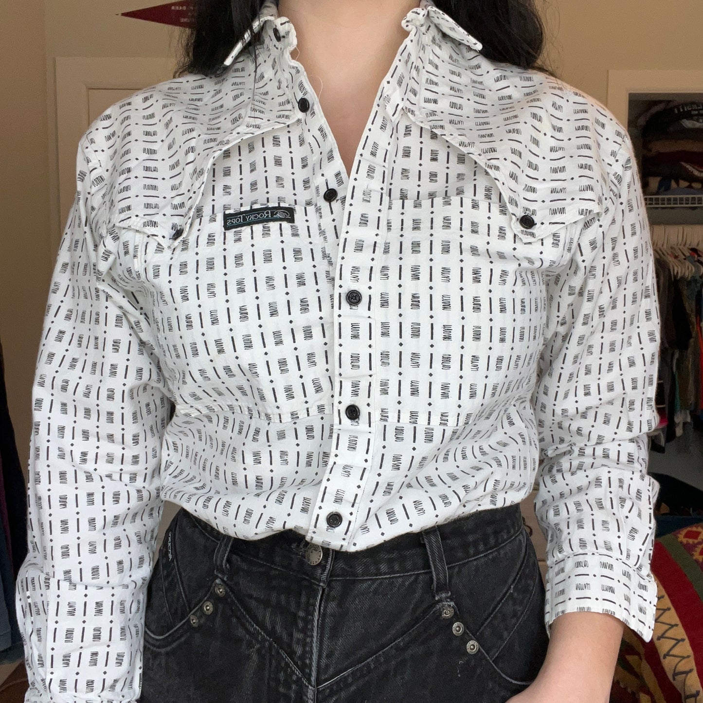 Women's VTG Rockies Button Up, Small