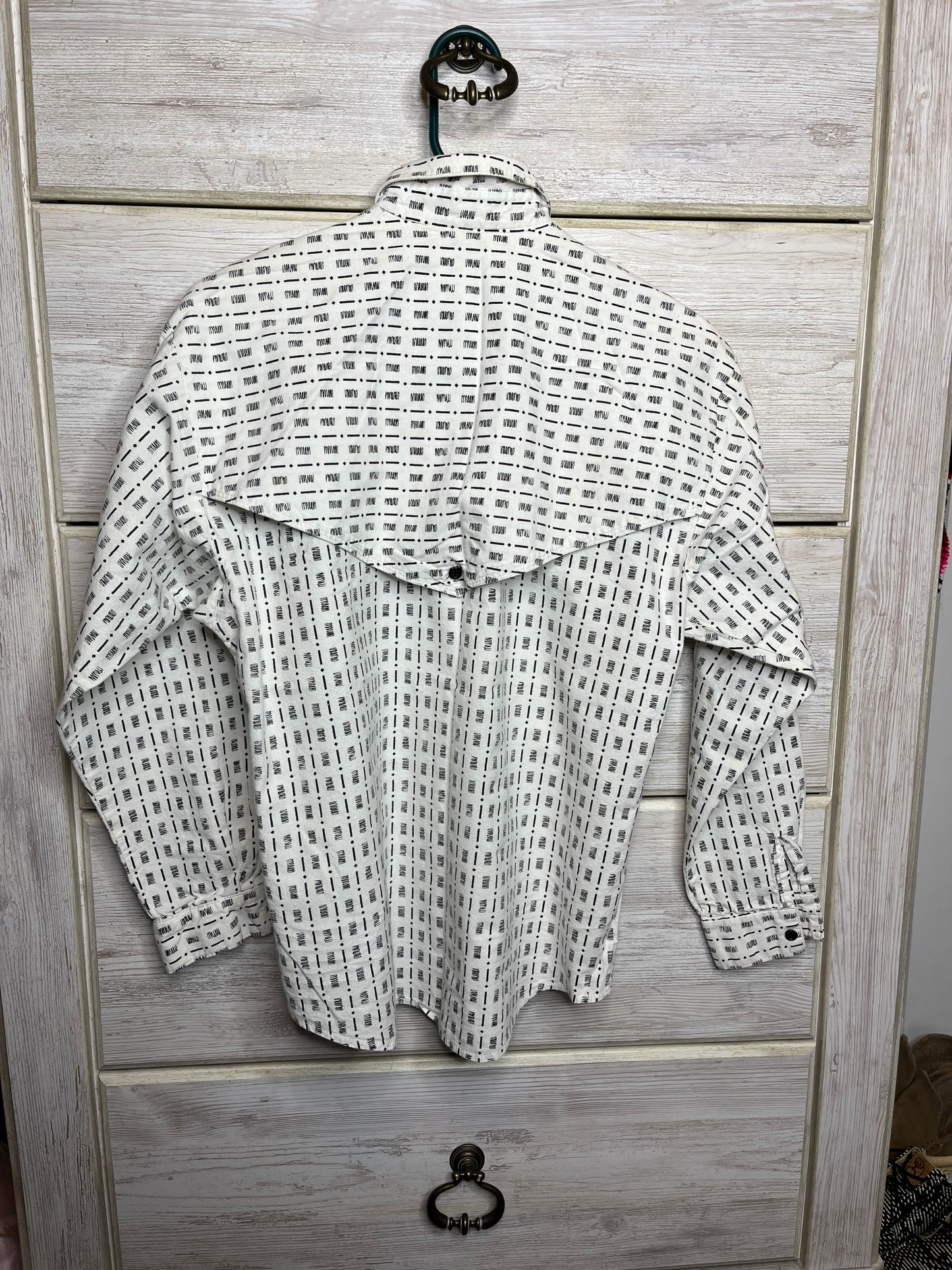 Women's VTG Rockies Button Up, Small