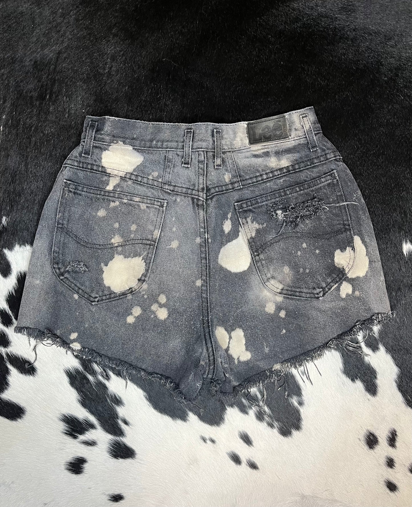 VTG Distressed Lee Shorts, 11 Med