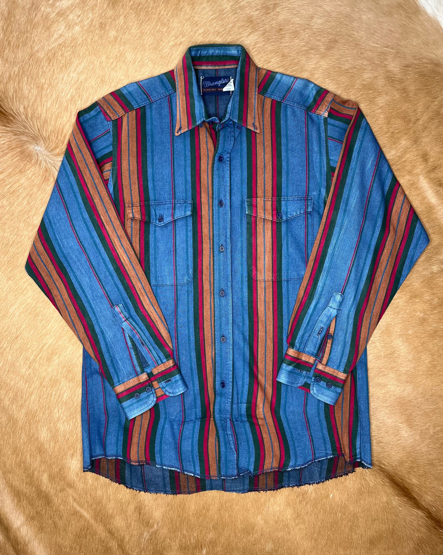 Men's Wrangler Button Up, Large