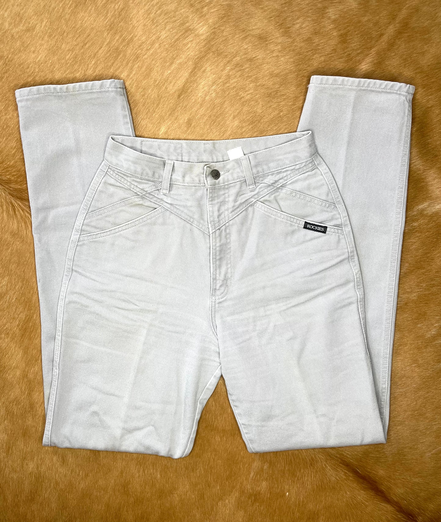 Light Grey Rockies 29/9x36 (read description)