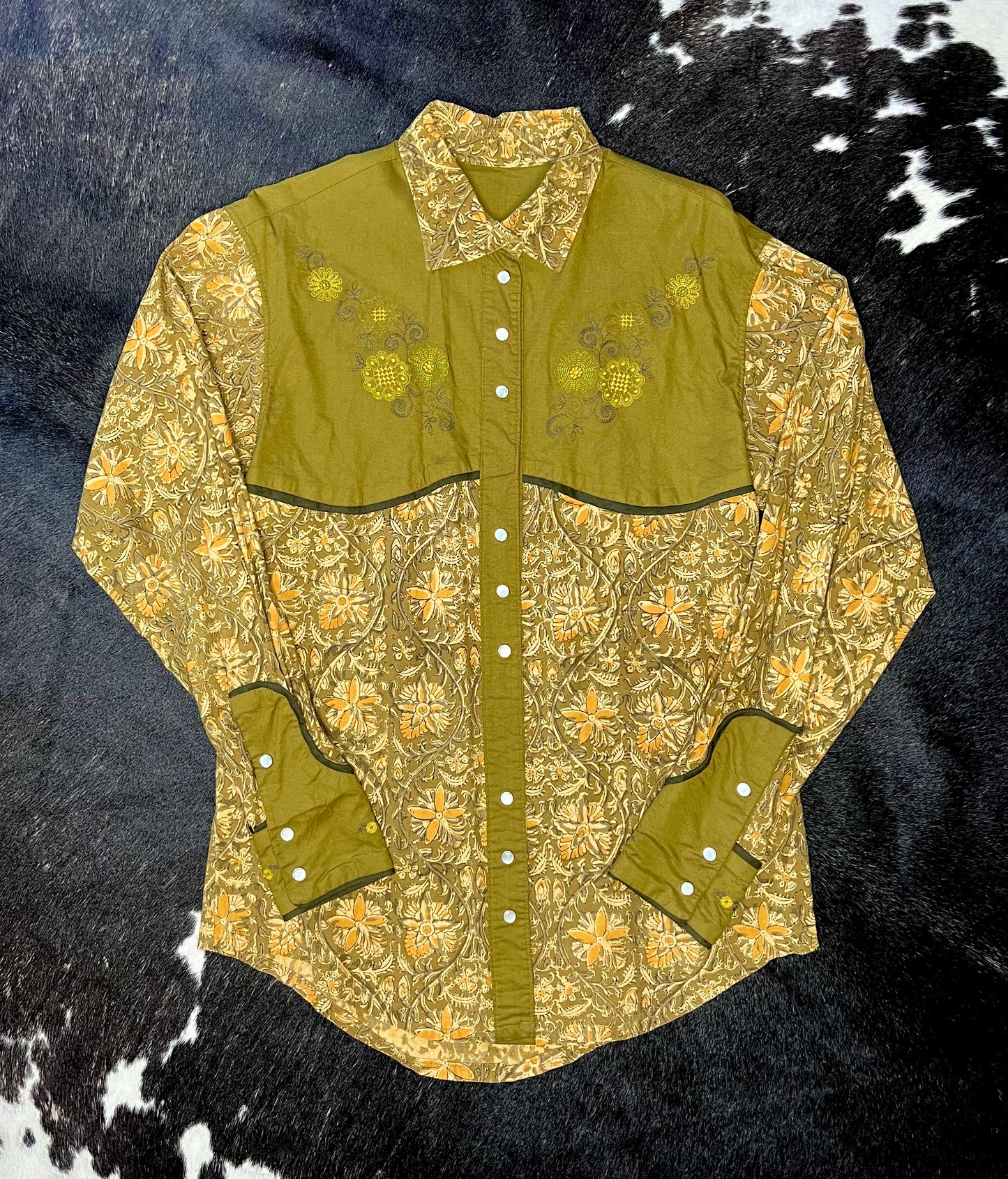 Women's Hand-Made Pearl Snap