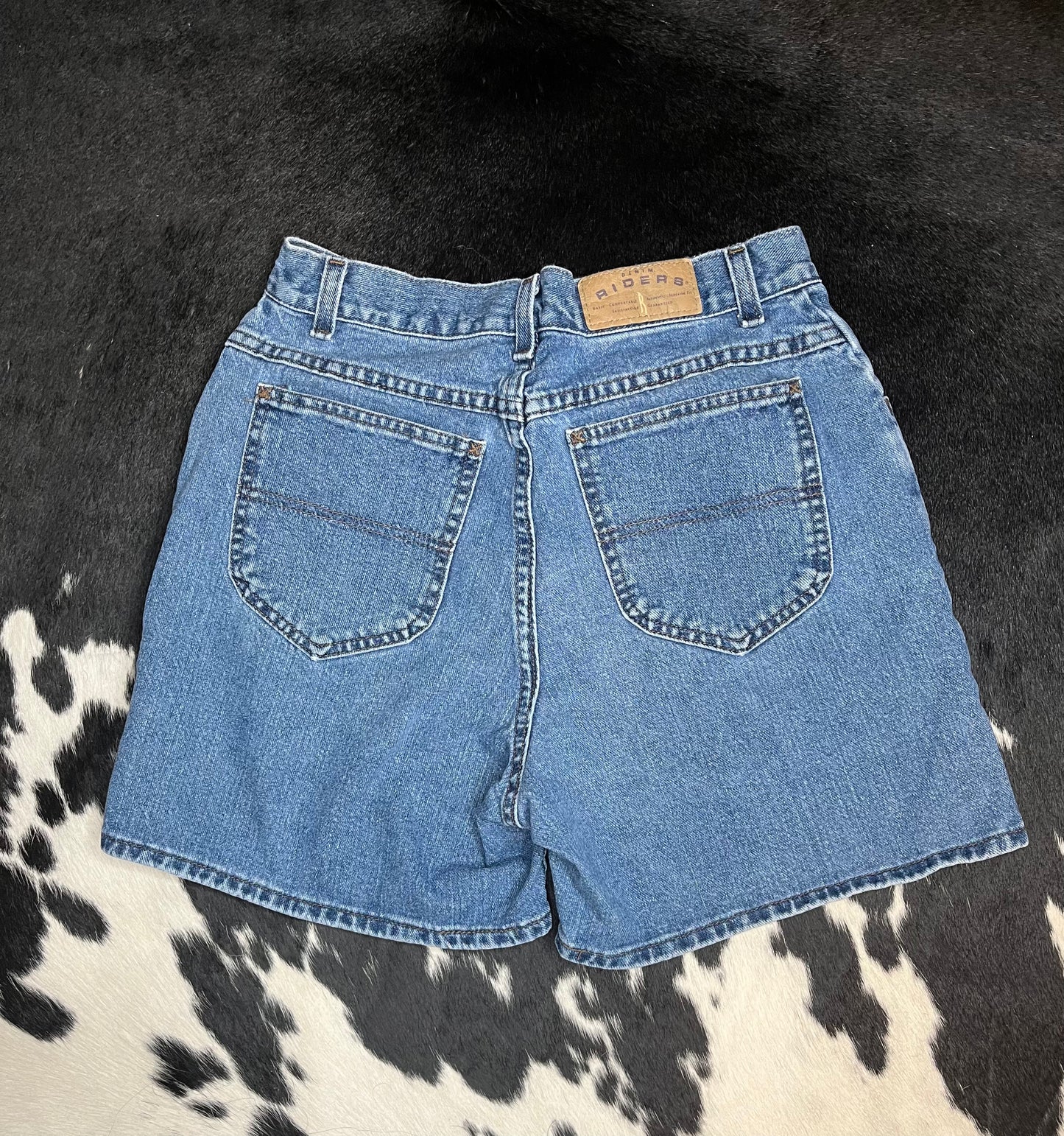 Women's VTG Riders Jean Shorts, 10 Med